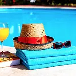 Hotel Fiesta Deluxe