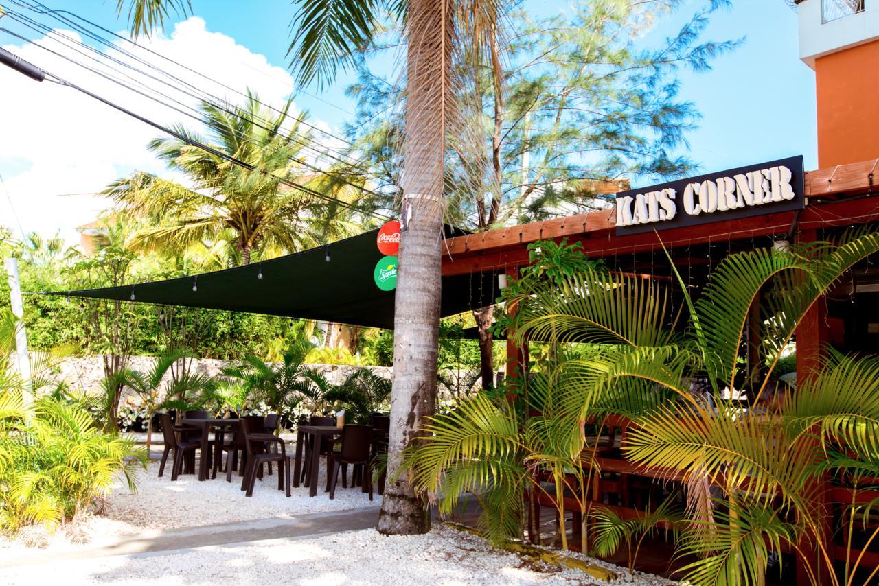 Fiesta Deluxe Hotel 4*