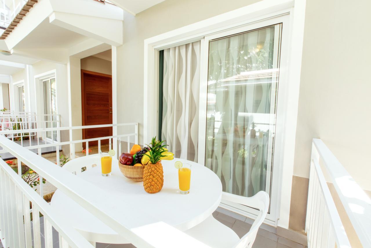 Fiesta Deluxe Hotel 4*